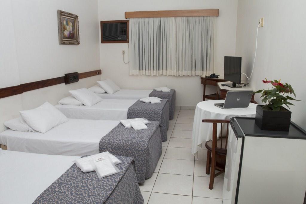 Carlton Plaza Hotel Uberlândia Eksteriør billede