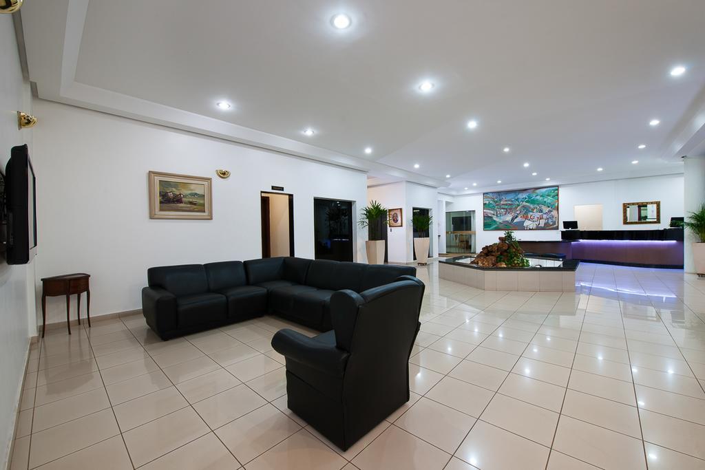 Carlton Plaza Hotel Uberlândia Eksteriør billede