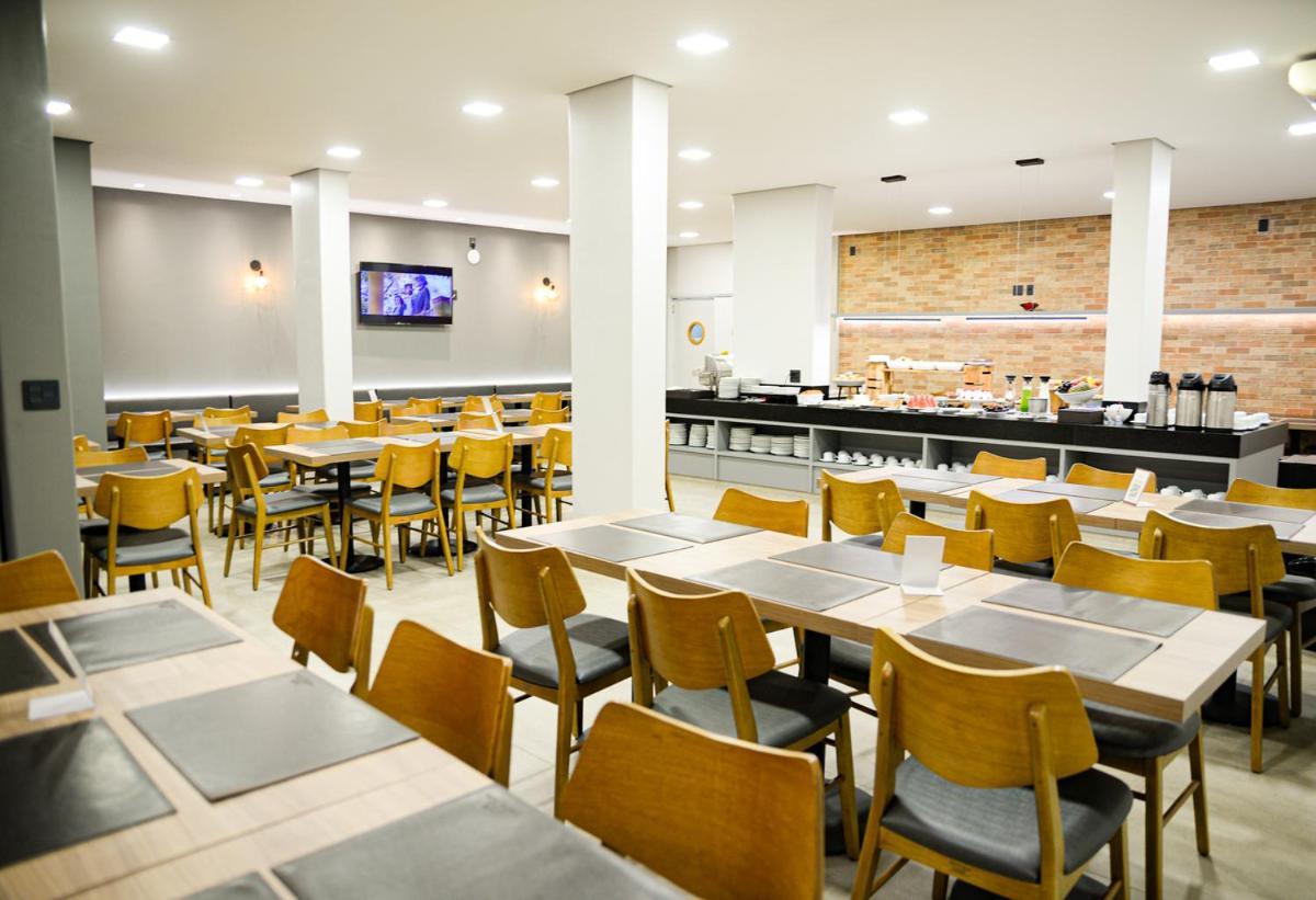 Carlton Plaza Hotel Uberlândia Eksteriør billede