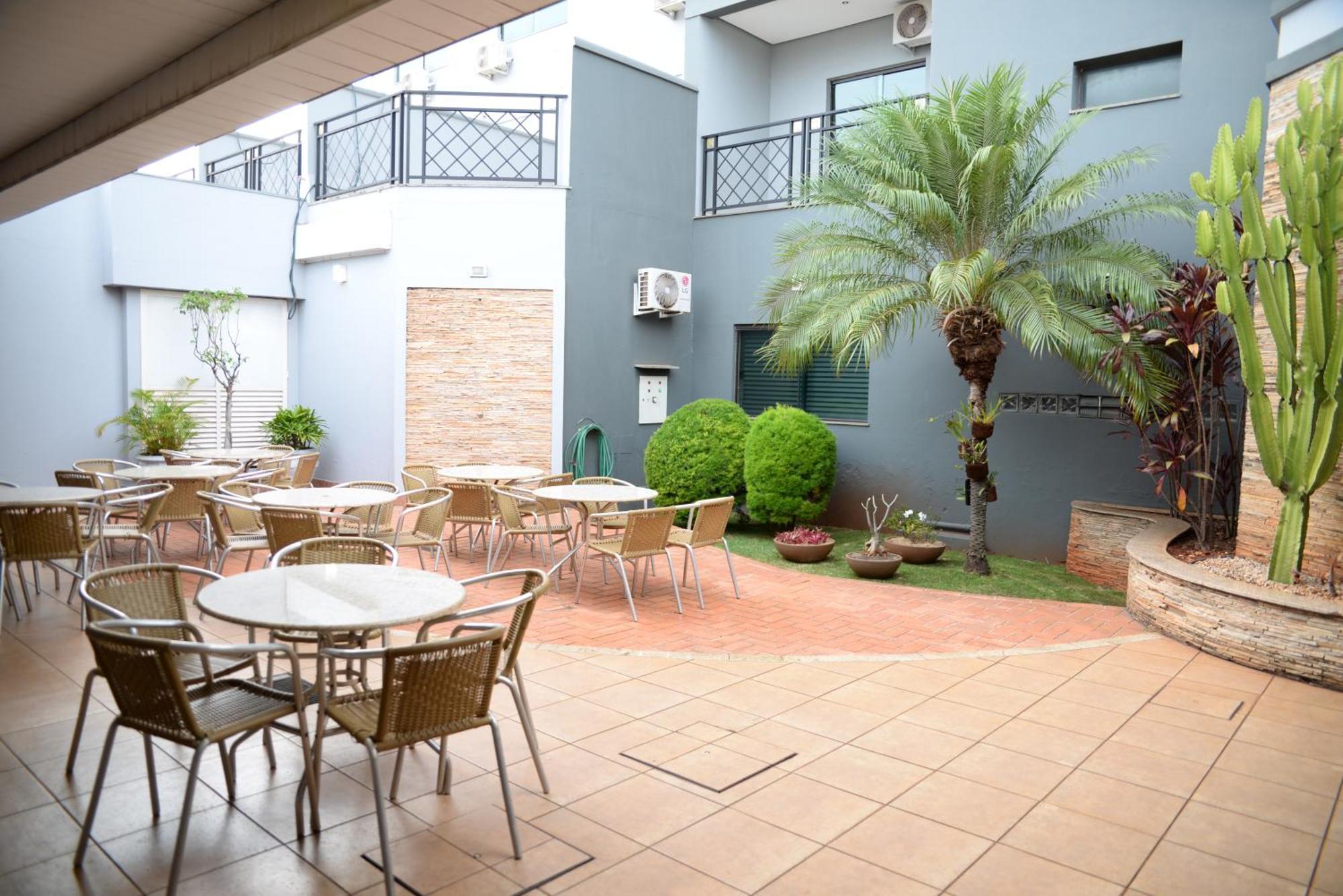 Carlton Plaza Hotel Uberlândia Eksteriør billede