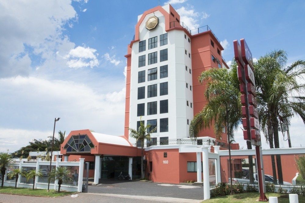Carlton Plaza Hotel Uberlândia Eksteriør billede
